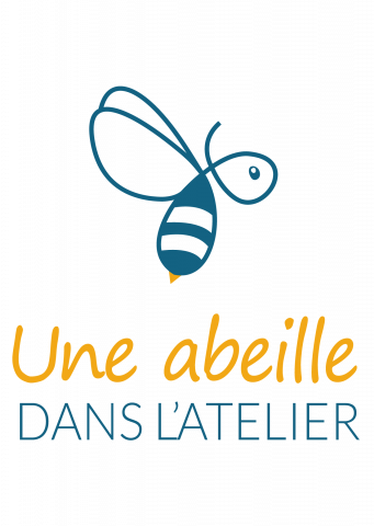 une abeille dans l'atelier